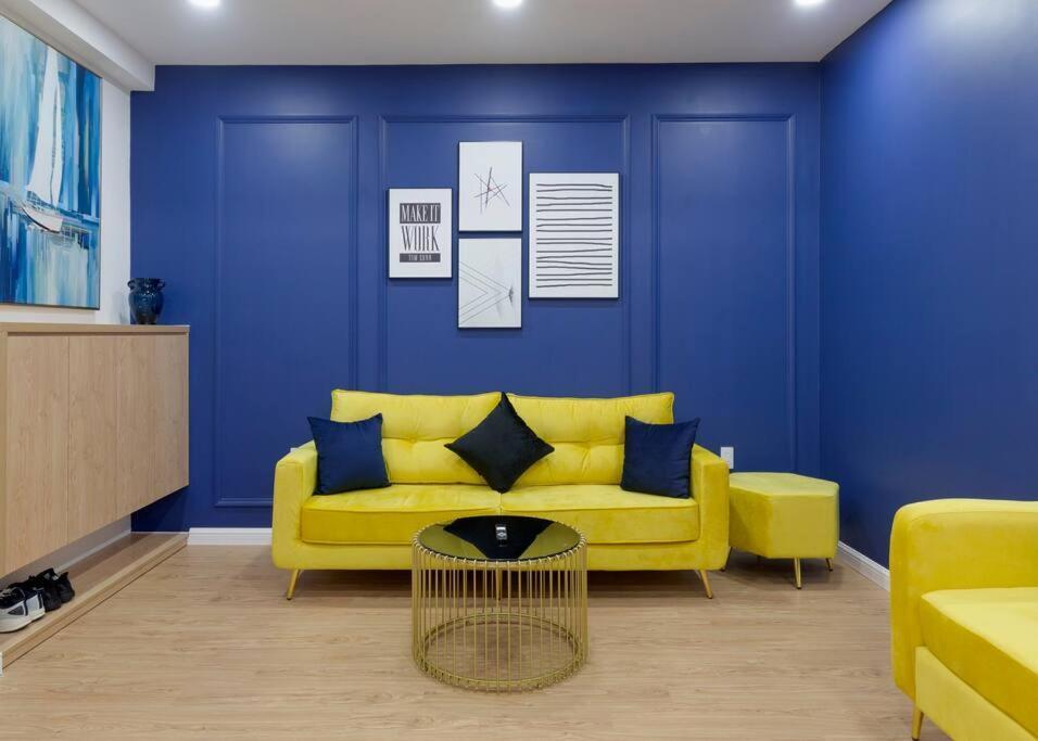 Modern, Cozy & Fully Equipped 2Br Apt In D4, 5M To D1 مدينة هوشي منه المظهر الخارجي الصورة